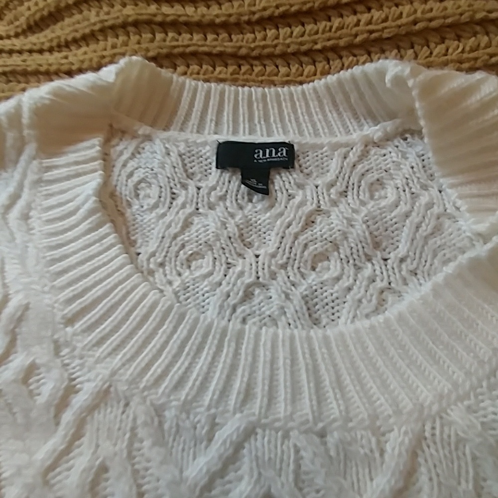 Sweater - Picture 3 of 3
